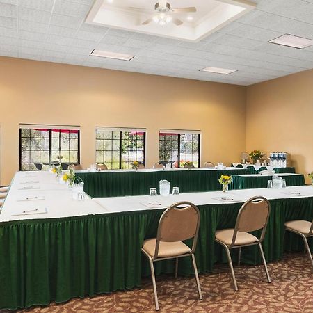 Bitterroot River Inn And Conference Center Hamilton Екстериор снимка