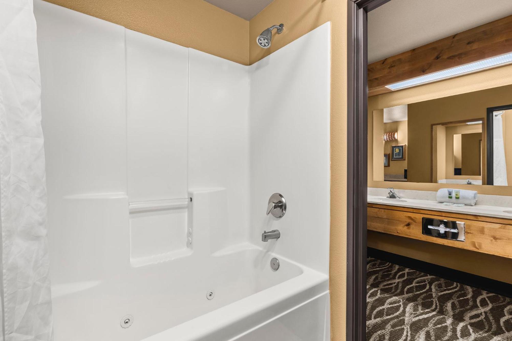 Bitterroot River Inn And Conference Center Hamilton Екстериор снимка