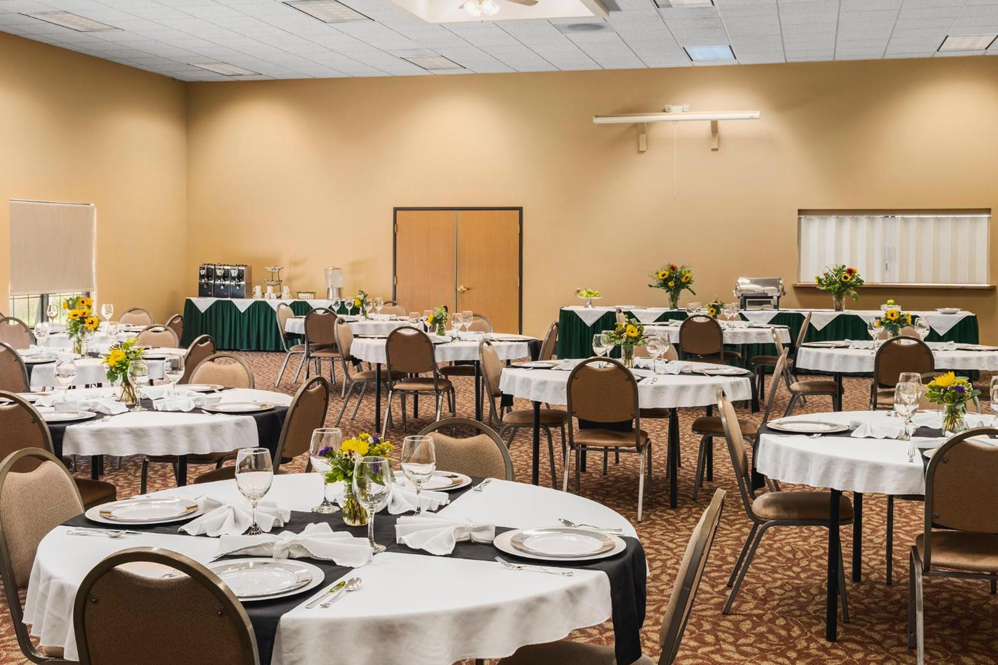 Bitterroot River Inn And Conference Center Hamilton Екстериор снимка